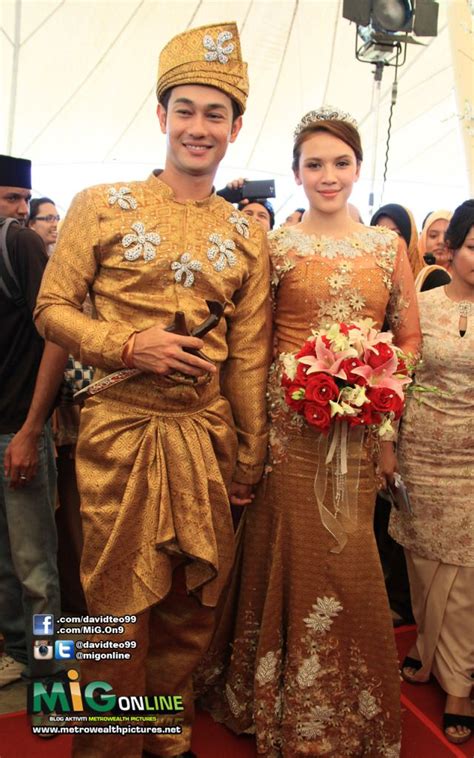 Dianggap pertanda buruk ternyata ini 5 arti mimpi pakai baju. songket pengantin - Google Search | traditional | Pinterest