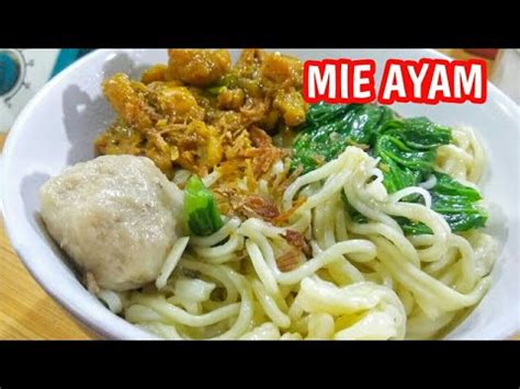 Resep mie ayam dilengkapi juga dengan cara membuat minyak bawang putih untuk mie ayam dan resep topping bakmi yaitu pangsit rebus. RESEP MIE AYAM HOMEMADE, NIKMAT - YouTube