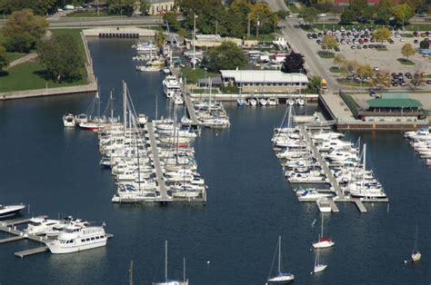 Milwaukee Yacht Club In Milwaukee Wi United States