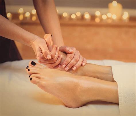 The Benefits Of A Mid Foot Massage Heidi Salon
