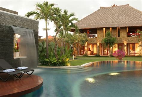 Villa Asta Swimming Pool I Batubelig Bali Beautiful Islands Beautiful