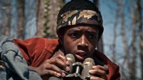 caleb mclaughlin as lucas sinclair stranger things s3