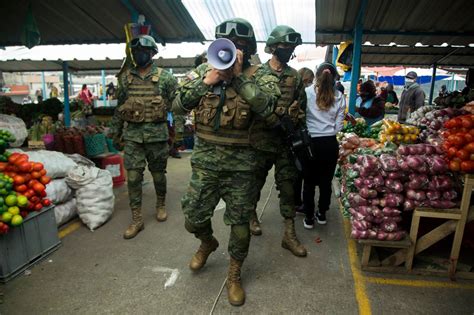 El estado de excepción tiene una duración de 60 días y busca, según el gobierno, garantizar la seguridad y el normal funcionamiento de los noticias relacionadas. Qué implica el final del estado de excepción en Ecuador ...