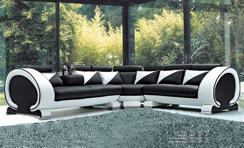 Classic Contemporary White And Black Bonded Leather Sectional Sofa Set