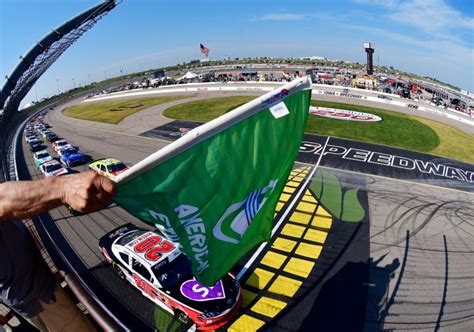 If you are in the mood to watch some of the fastest cars in the world being driven around hair pin corners by some of the most it is time to head on over to loudon, new hampshire to catch nascar racing at its best. Iowa Speedway Not Done Yet, on '21 ARCA Schedule - Always ...