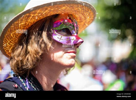 Le Carnaval Des Cultures De Berlin A Atteint Son Apogée Avec Le Grand Défilé De Rue Qui A Lieu