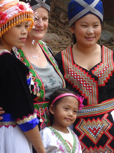 Hmong Traditions - Daauw Village Laos