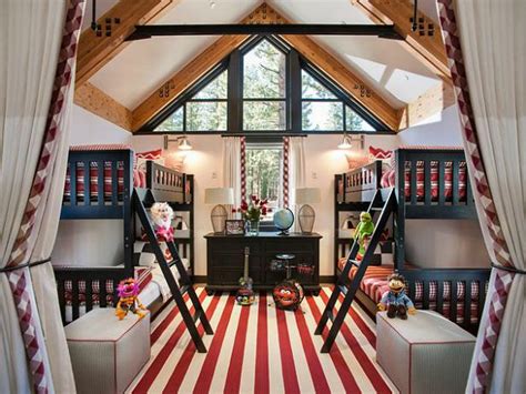 Sunday Style Built In Beds And Bunks Celebrate And Decorate