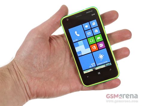 Nokia Lumia 620 Pictures Official Photos