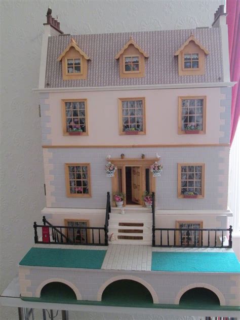 Collectors Dolls House Georgian Manor House Dolls House Emporium