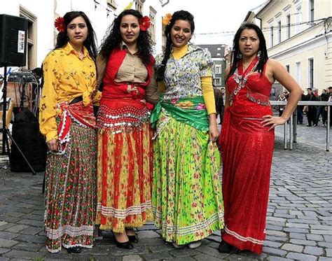 Fair Roma Gypsy Maidens Striking A Pose Before The Start Flickr