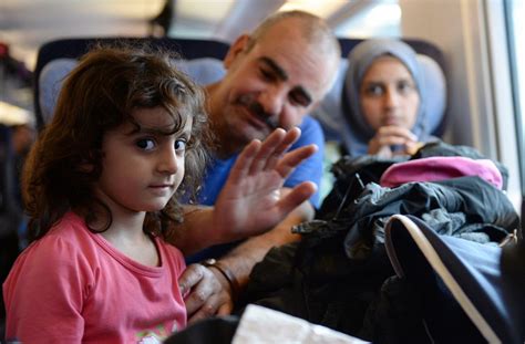 مسؤول تونسي 4 آلاف لاجئ سوري يعيشون بيننا وإمكانياتنا لا تسمح باستقبال المزيد Cnn Arabic