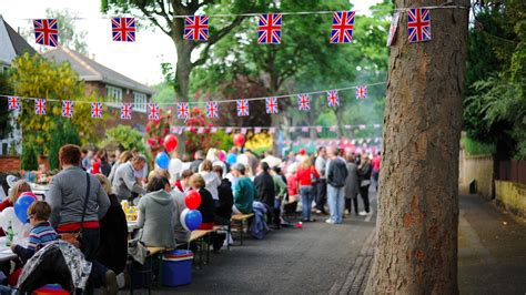 Street Parties How To Organise Your Celebration For The Queens 90th