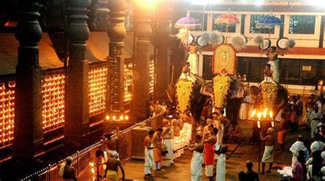 Guruvayur Temple In Kerala Interesting Facts And Photos Of The Ancient