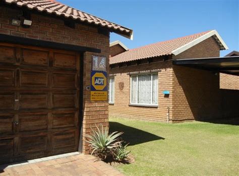 2 Bedroom Townhouse For Sale In Witbank Witbank South Africa