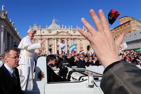 Pope Francis Inauguration Mass Draws Thousands To Vatican