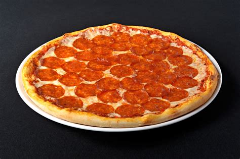 Пицца Пепперони Рецепт Классический Итальянский С Фото Telegraph