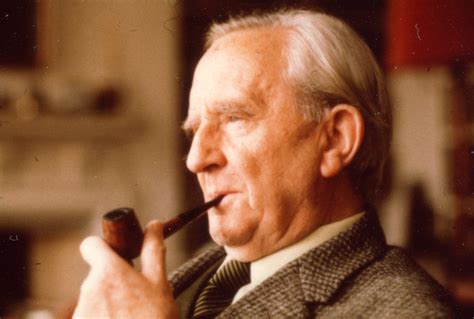 Meu Cantinho Literário: J.R.R. Tolkien e a tradição da Terra-média