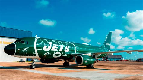 Jetblue Paints An Airbus A320 For The Nfls New York Jets