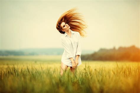 Wallpaper Sunlight Food Women Outdoors Redhead Portrait Sunset