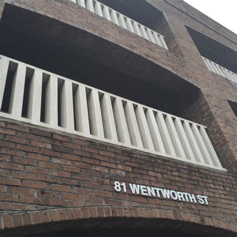 Find the best parking garages, around charleston,sc and get detailed driving directions with road conditions, live traffic updates, and reviews of local business along the way. Wentworth Street Parking Garage - Downtown Charleston - 77 ...