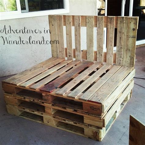 101 unique pallet furniture ideas, pallet projects and much from pallets. How to Build an Outdoor Couch with Pallets: Part 1
