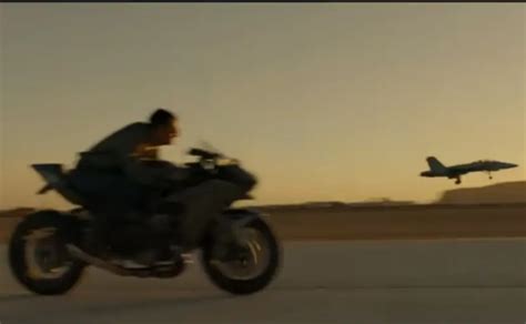 Tom Cruise Rides A Kawasaki Ninja H2 In Top Gun 2 Bnm