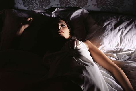 What Are Sleep Paralysis Signs And Symptoms