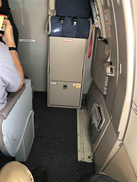 Air Canada Airbus A321 200 Exit Row Seating Photos Fleet Airbus