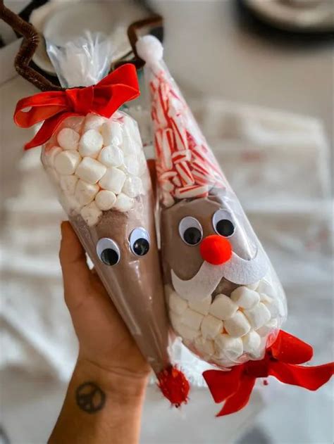 55 Easy And Fun Christmas Crafts For Kids To Make Christmas Candy