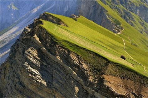 Amazing Farm On A Steep Slope In The Alps 6 Pictures Memolition
