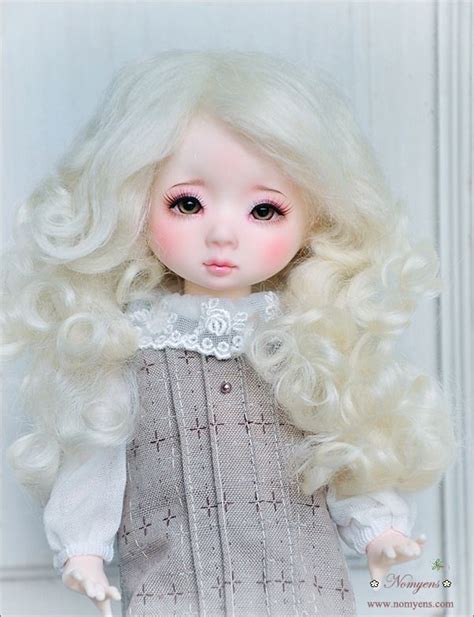 Dollmore Mona Doll