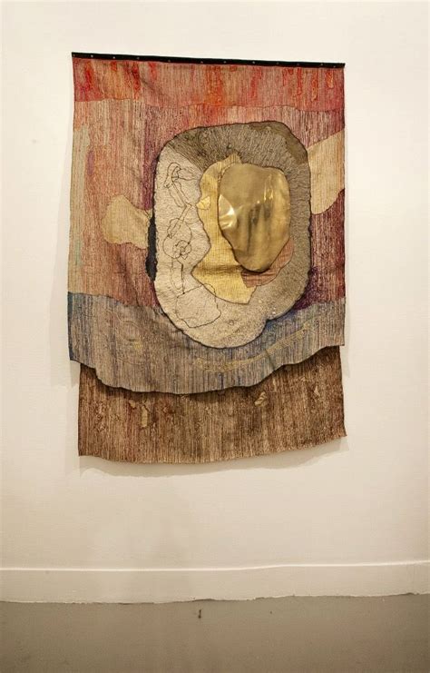 Brătescu experiments with textiles, stitching and embroidery in her collages. Geta Bratescu | Textiles artwork, Textile texture, Fabric art