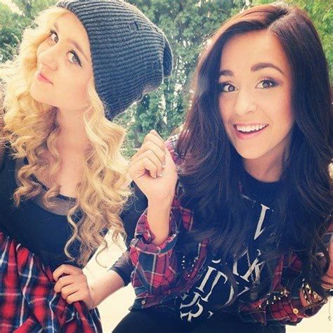 Megan And Liz Mace Love The Hair Celebrity Style Inspiration