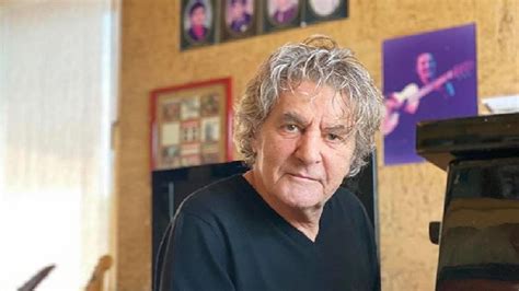 Io amo è uno dei grandi successi di fausto leali, qui interpretata dal vivo in concerto a brescia. Fausto Leali: "Sarò al GF Vip. Sono pagato, non vado per beneficenza"