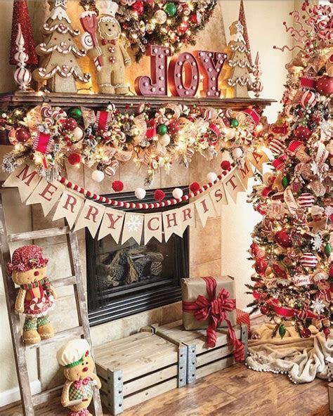 30 Awesome Christmas Fireplace Decoration Ideas To Make Your Home
