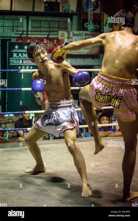Muay Thai Boxers Fighting Bangkok Thailand Stock Photo Alamy