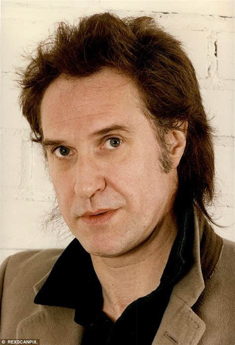 Gun Crime In Uk As Scary As Us Says Kinks Singer Ray Davies Says Attacks Here Are On The Rise