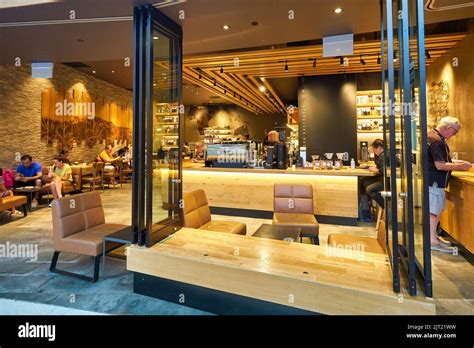 Singapore January 20 2020 Starbucks Coffee In The Shoppes At Marina
