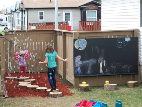 15 Cool Outdoor Chalkboard Walls For Kids Kidsomania