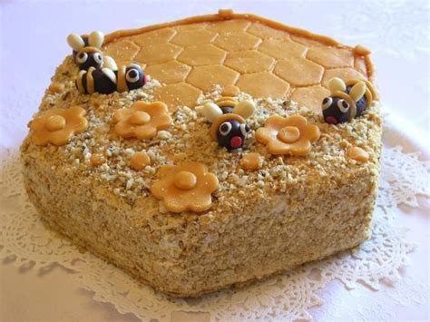 It's my family's favorite recipe! Medovnicek, Honey cake | Czech recipes, Honey cake, Cake