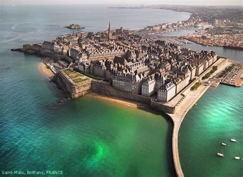 Saint Malo A Walled Port City In Brittany France Destinos Para