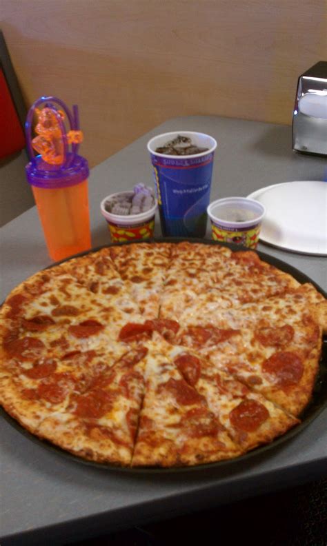 Want to bring your kid's favorite pizza home and save? Chuck E Cheese's New Pizza Recipe Review and Giveaway