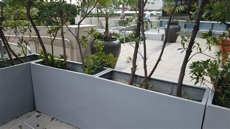 Fiberglass Planters Planters For Balconies Roof Decks And Restaurants