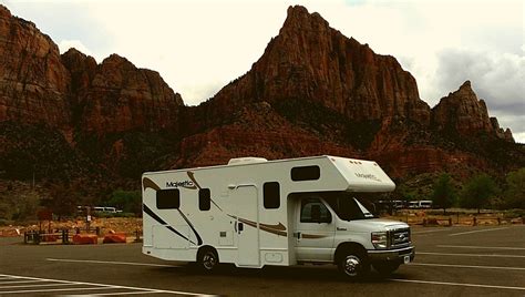 An Excellent Rv Option Is The Class C Diesel Motorhomes
