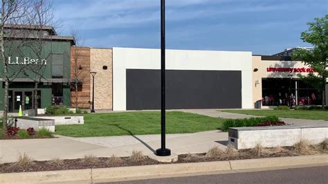 Maybe you would like to learn more about one of these? Hilldale Apple Store drive-by, Madison WI - YouTube