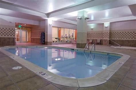 Indoor Pool And Hot Tub Picture Of Hilton Garden Inn Indianapolis Downtown Indianapolis