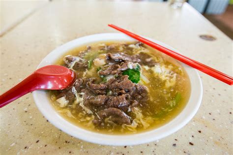 It has a collection of shophouses, a hawker centre and a market. 10 Hawker Dishes To Queue For At Yuhua Village Market ...