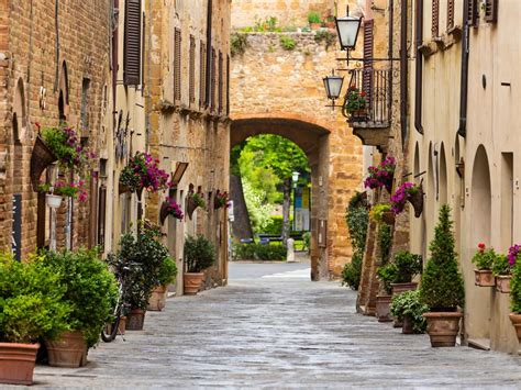 Staying at an tuscan farmhouse or agriturismo is one of the highlights of a trip to tuscany. Tuscany, Italy: Best places to stay, best time to visit ...
