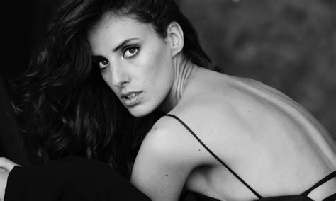All images courtesy of catarina mira hi catarina, why did you decide to make the move to leyton, east actress, lifestyle blogger and fashion guru catarina mira is best known for her beautiful. As escolhas de Catarina Mira, atriz e autora do blog "Mira ...